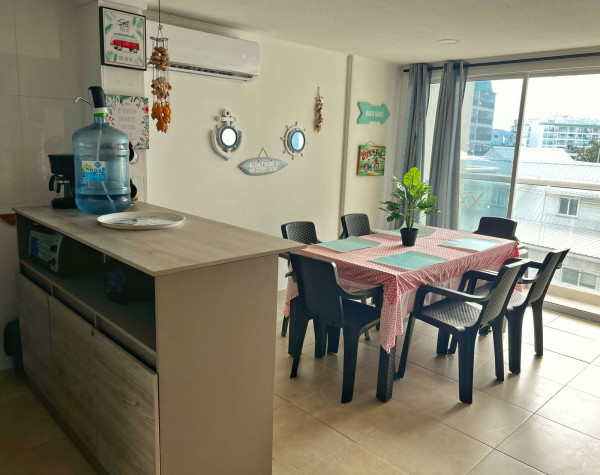 REF 14 Apartamento tipo duplex edificio Villa Del Mar